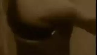 أوهام غرفة النوم: رقصة حميمة لزوجين مثارين تتحول لجنس صريح