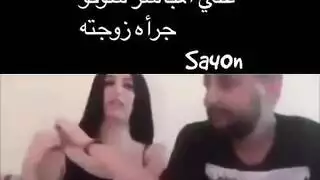 محتوى الزوجين المثير على وسائل التواصل هي تتباهى بفرجها