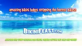 إثارة عامة: سمراء ترتدي ملابس داخلية تفتح ساقيها على مصراعيهما