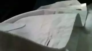 المعلم يضبط طالبًا وهو يمارس الجنس الشرجي معها