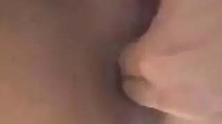 رجال عرب يسيطرون ويملؤون مؤخرة راغبة