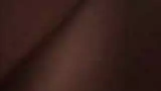  مراهقة شقراء تتعامل بقوة مع مص قضيب كبير