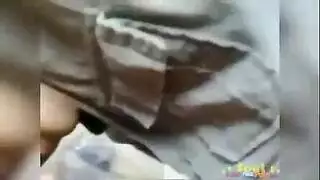 ترقد على باطنه وينك وينك من الطيز