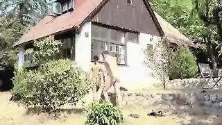 قذف على الوجه اطفال