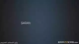 إيلاج مزدوج في الحوض: زوجة الأب وصديقتها تستسلمان بالكامل