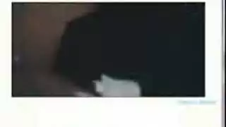 شاب عربي يعرض مؤخرته العارية في تصوير أفلام إباحية