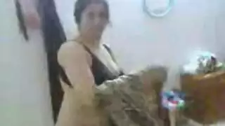 فحل ينيك كس مصري ضيق لبنت مثيرة
