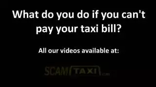 شقراء مغرية تخرج كسها لرقصة عذرية مثيرة