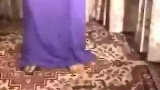 نبك طفل تحت تحت الماء