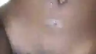 بلع وأخذ عمود سميك بالكامل إلى الداخل