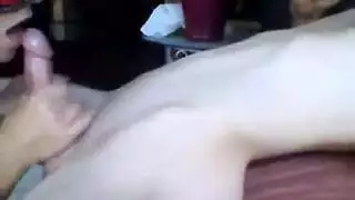 بين يتم وه شقيقته