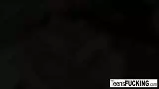 فتاة جائعة للشرج تريده صعبًا وسريعًا