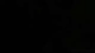 تعري علني: بنت محجبة تبرز كسها وطيزها في مصر