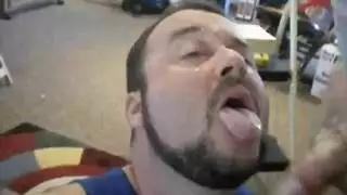 طويل ذو أرجل عجوز بوف