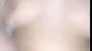 امرأة مصرية ناضجة تتوسل للمزيد وتصرخ أثناء الجماع