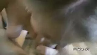 المداعبة المثلية تتحول إلى جماع عرقي جماعي