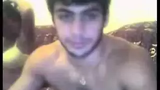 نيك شروق الشمس: سكس ثلاثي قاسي مع امرأة جزائرية