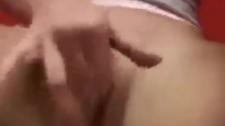 امرأة شقراء الآسيوية في مزاج الكثير من الجنس مع رجل أسود