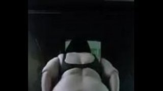 منقبة تعطي كسها لحبيبها حتى ينيكها و يحفره بالزب و يجعلها تصرخ من الشهوة